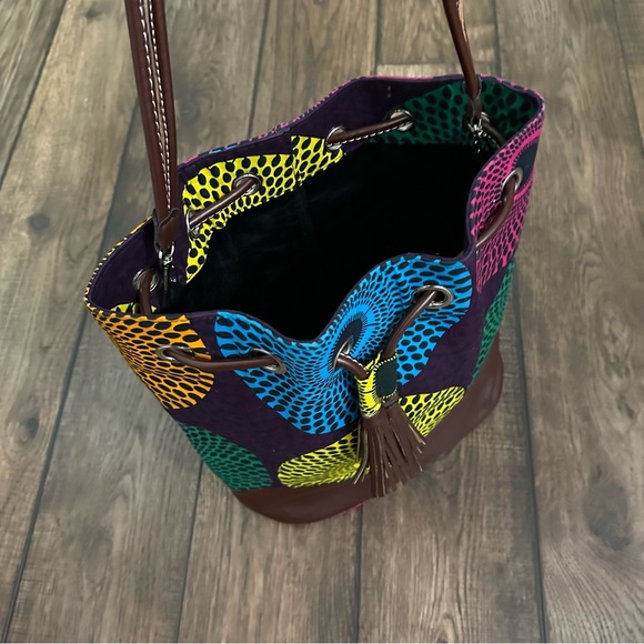 Drawstring bucket tote bag - Picture 8 of 8